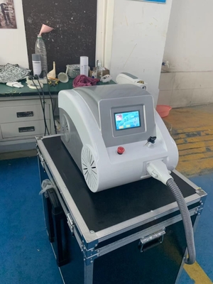 Draagbare Nd YAG Laser Q Switch Geburtsmerkteken Chloasma Pigment Tatoeage verwijdering Huid Wheting Beauty Machine